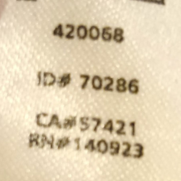 Lou & Grey round hem blush pink boucle sweater - Picture 4 of 4